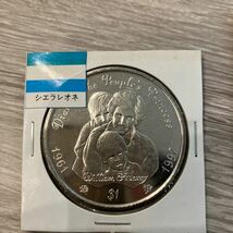 シエラレオネ共和国　１ドル硬貨　二枚セット　ダイアナ　レア　希少_画像3