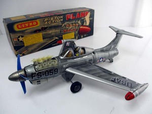 傑作　野村トーイ１９５０年代製 FS-059 XF-84H Piston Action Plane 箱付き　完動品　長さ約34cm