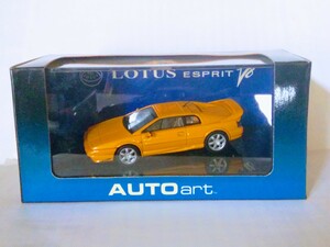 人気車人気色モデル！！本体未使用　オートアート　ロータスエスプリ　Ｖ８　イエロー系　１９９６　１/４３