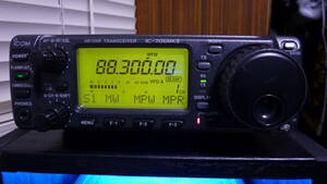 ICOM IC-706MKⅡ HF/50MHz/144MHz ALL MODEトランシーバー