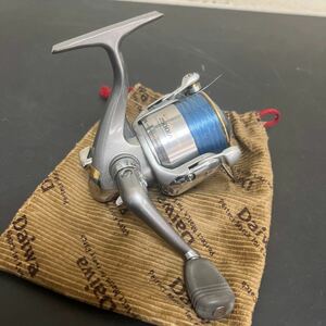 t1-158 DAIWA ダイワ チームダイワS 2500iA スピニングリール 釣具　収納袋付き　中古品