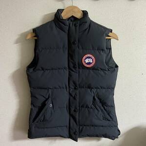 中古　カナダグース　ダウンベスト　2832JL　レディース　サイズS　CANADA GOOSE　FREE STYLE