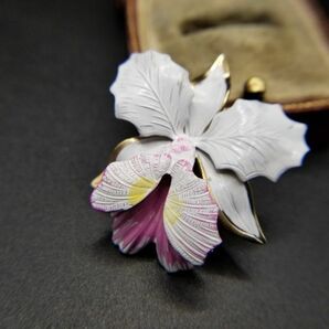 蘭の花 フローラル 立体 米国 ビンテージ ブローチ 植物系 昭和レトロ コスチュームジュエリー 白/ピンク系 3D Orchid SOA68の画像1