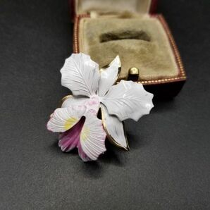蘭の花 フローラル 立体 米国 ビンテージ ブローチ 植物系 昭和レトロ コスチュームジュエリー 白/ピンク系 3D Orchid SOA68の画像2