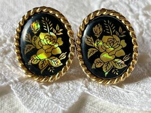 ヴィンテージ ** 美しいローズモチーフのオーバルイヤリング vintage earrings