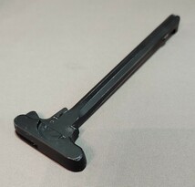 ★★米軍 実物 Colt M4/M16 Charging Handle チャージングハンドル 放出品★★海兵隊 usmc トレポン vfc ｇ&p a＆k top peq pvs _画像2