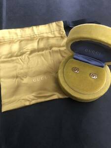 未使用　グッチ GUCCI 18k イエローゴールド スタッズピアス 