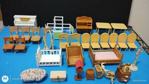 ■【60】 シルバニアファミリー　家具など大量セット