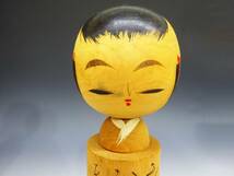 ◆(TH) 昭和レトロ こけし 大：約35cm 小：約28.5cm まとめて 2体セット 登別 郷土玩具 土産 民芸品 伝統工芸 木工芸 日本人形 和風人形_画像8