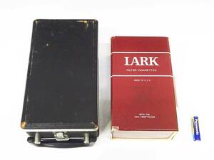 ◆(NS) 昭和レトロ 当時物 カセットケース 2個セット テープ23本 セット まとめて LARK ラーク カセットテープ 収納ケース 収納BOX 小物入
