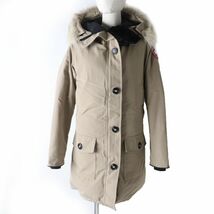 美品☆国内正規品 CANADA GOOSE カナダグース ブロンテ 2600JL コヨーテファー・フード付 ZIP UP ダウンコート ベージュ レディース M/M_画像1