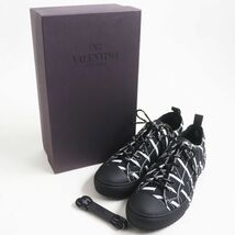 未使用●VALENTINO GARAVANI ヴァレンティノガラヴァーニ VLTN TIMES Giggies VY2S0D57JKY ロゴ総柄 ローカットスニーカー 黒×白 43 伊製_画像2