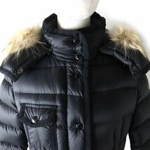 美品△国内正規品 MONCLER モンクレール HERMIFUR エルミファー レディース ロゴワッペン・ファー・フード付 ロングダウンコート 黒 0 人気_画像5