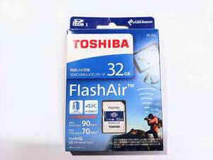 送料無料　東芝 TOSHIBA FlashAir フラッシュエアー 「W-04」32GB SDHC SDカード 無線LAN WiFi