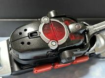 【中古品】【CSM】 仮面ライダーカブトディケイド ダークカブトゼクター 動作確認済_画像6