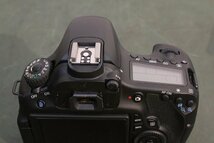☆【2】 ③ CANON キャノン デジタル一眼レフカメラ EOS60D 本体 レンズ EF-S 10-22mm 1:3.5-4.5 USM 現状品_画像6