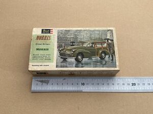 Revell 1000' TRAVELLER MORRIS レベル　プラモデル トラベラー　モーリス　未組み立て