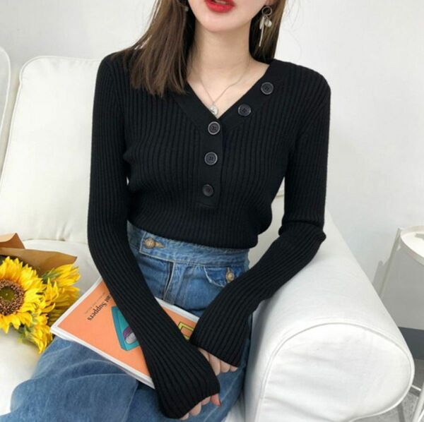かわいい韓国風Vネックセーター　ワンサイズ　ブラック　Sサイズ相当　