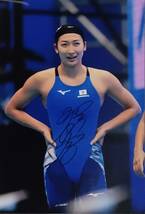 ☆池江璃花子　直筆サインフォト/写真　競泳選手　個人種目11個・リレー種目5個・計16種目の日本記録保持者_画像1