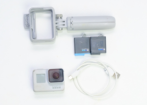 中古　GoPro HERO7 Black　Limited Edition（限定色　Dusk White）