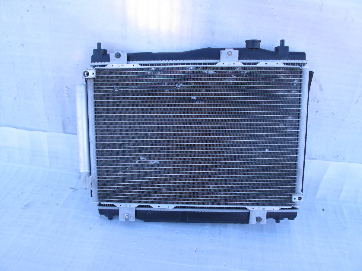 ホンダ/フィット GK3 GK5 ラジエーター コンデンサー 223000-3151