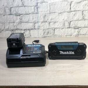 【YH-7943】中古品 makita マキタ 充電式ラジオ MR052 純正バッテリー1 充電器 災害対策 10.8V