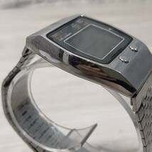 ●【YH-8011】中古品 現状品 セイコー M159-5000 QZ クォーツ メンズ腕時計 シルバー デジタル 不動【レターパックプラス可】_画像2