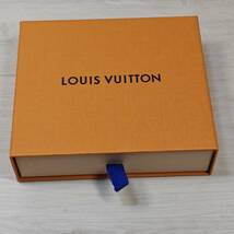 【YH-8026】中古品 Louis Vuitton ルイ・ヴィトン M81662 コインケース モノグラム・エクリプス ジッピー・コインパース ヴェルティカル_画像9