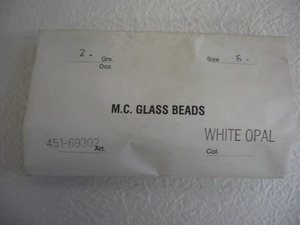 69@未使用 チェコビーズ M.C.GLASS BEADS ホワイトオパール