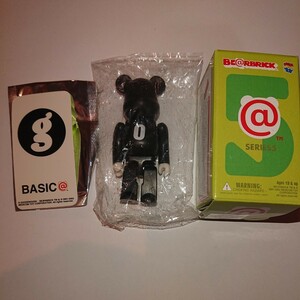 MEDICOM TOY BE@RBRICK SERIES 5 GOODENOUGH グッドイナフ O 裏BASIC 袋未開封 カード付き ベアブリック 