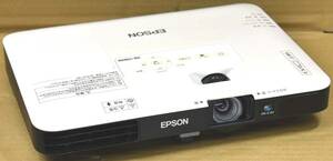 1円スタート 使用時間 176H EPSON EB-1780W ビジネスプロジェクター 3000ルーメン WXGA(1280x800) 3LCD 3000lm WIFI 小型モデル (管:EP00