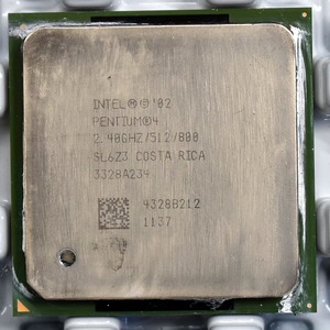 Intel Pentium 4 2.4 GHz SL6Z3 Socket 478 (mPGA478B) FSB800 Northwood (動作確認済 中古品) (管:SAC60