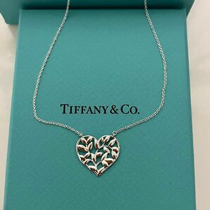 未使用 Tiffany ティファニー アクセサリー ネックレス シルバー　オリーブリーフ　ハートペンダント