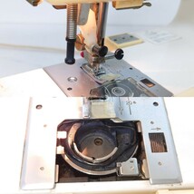 【B02-170】 JANOME SECIO MODEL 8210 ジャノメ 蛇の目 セシオ コンピューター ミシン 家庭用 カバー 付 裁縫 手芸 動作OK_画像4