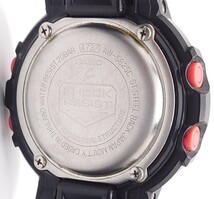 【R1-365】 美品 CASIO G-SHOCK AW-582SC-1ADR 海外モデル デジアナ クレイジーカラーズ イエローグリーン メンズ 腕時計 箱付き_画像3