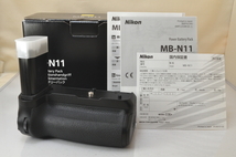 ★★新品同様 Nikon MB-N11 マルチパワーバッテリーパック w/Box♪♪#1882EX_画像1