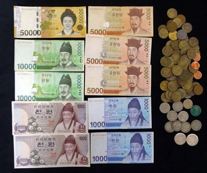 韓国 紙幣 硬貨 まとめて 90000ウォンオーバー 古銭