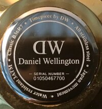 SS-2558■送料込■Daniel Wellington クォーツ 腕時計 時計 防水 アンティーク レトロ 34g●ジャンク扱い/くATら_画像10