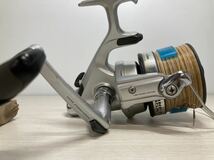 1A94 DAIWA ダイワ SURF-S 35A スピニングリール リール 釣り具 コレクション ホビー スポーツ 釣り ハンドルノブ破損 現状品_画像5