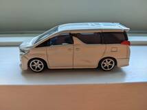 トミカ No.12 トヨタ アルファード 改造 カスタム TOYOTA ALPHARD_画像1