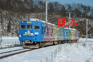 鉄道写真データ（JPEG）、00562716、5000系（トーマスランド号）、富士急行、三つ峠〜寿、2016.01.21、（7360×4912）