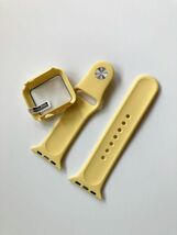 【SHOPS】Apple Watch アップルウォッチ バンド 41mm ベルト＋カバー　イエロー コンパチブル 柔らかいシリコン素材のスポーツバンド 防水_画像2