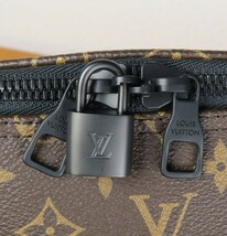 新品 ポップアップ購入 19ss LOUIS VUITTON ルイヴィトン ヴァージルアブロー virgil abloh チェーン モノグラム キーポル バッグ b0235_画像7