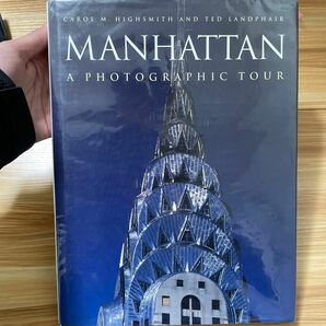 Manhattan: A Photographic Tour (Photographic Tour Series)