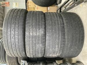 【中古】255/30R26★4本セットBANNERS★26インチ大径タイヤ★ハリアークルーガー300CマグナムチャージャーSRXランクルプラド