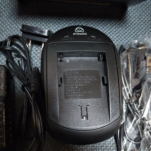 ATOMOS Single Li-Ion Battery Charger NP -F570 Compatible 互換バッテリーチャージャー