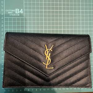 未使用　カサンドラ エンベロープ チェーンウォレット　サンローラン SAINT LAURENT YSL 財布 