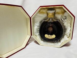 REMY MARTIN レミーマルタンルイ13世 ベリーオールド　バカラ クリスタルボトル　替栓・八角形化粧箱付き！☆空瓶扱い