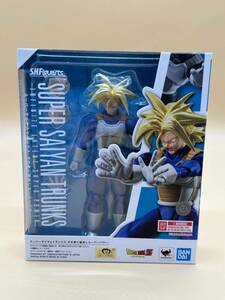 中古品 S.H Figuarts ドラゴンボール フィギュア 超サイヤ人トランクス その身に秘めしスーパーパワー スーパーサイヤ人