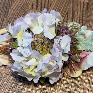 ヘアバンド　フラワー　造花　ベビー　誕生日　コサージュ　髪飾り　花冠　花かんむり